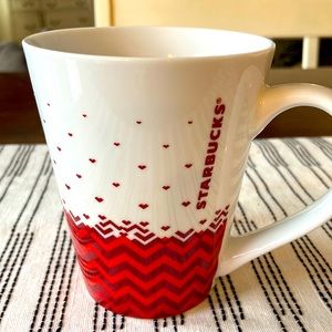 Starbucks 2013 chevron hearts coffee mug